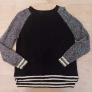Forever 21 Womens Large Black & Gray Wool Blend Knit Sweater